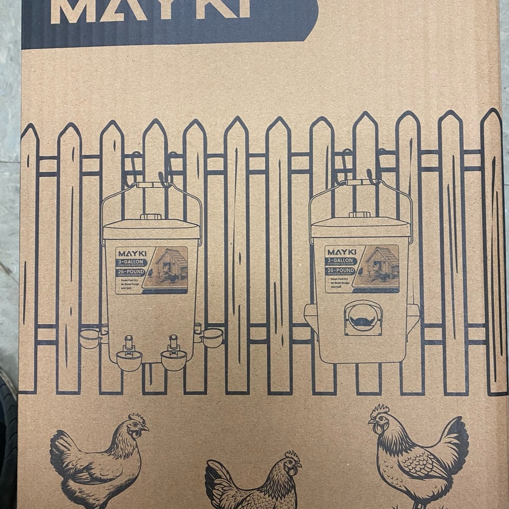 MAYKI 3-Gallon Poultry Waterer - Brown Cardboard Packaging